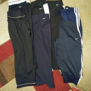 Nike Capri /cropped athletic bottoms